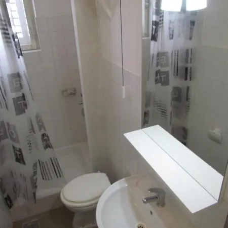 Silente شقة ماكارسكا