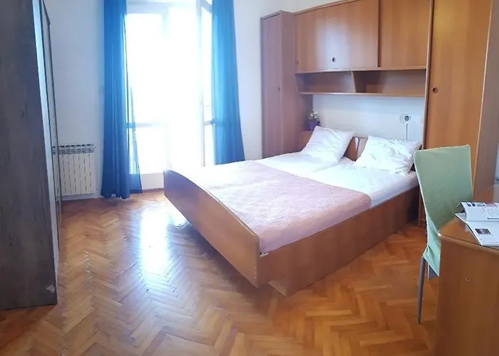 Silente Makarska